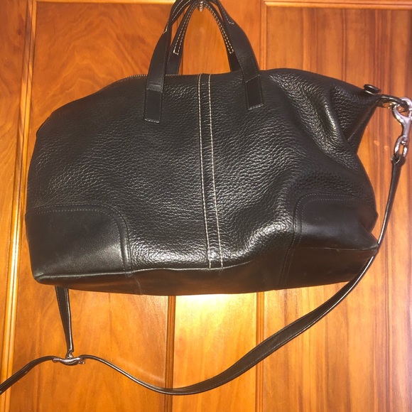 Authentic Coach Leather Crossbody Bag - Picture 5 of 8